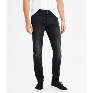 American Eagle Men’s jeans